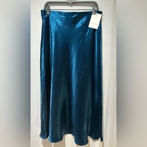Calligraphie Shiny Teal Satin Midi Long Skirt - Size L